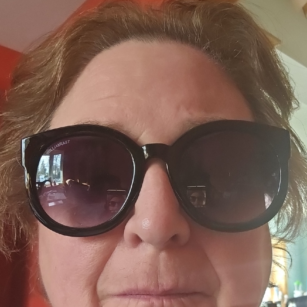 NWOT William Rast Sunglasses - Picture 7 of 7